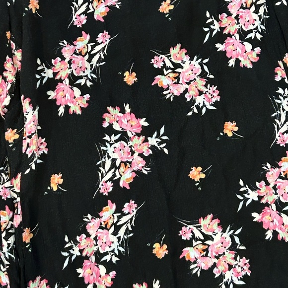 Torrid Black and Pink Floral Wide Leg Pants - Picture 4 of 8